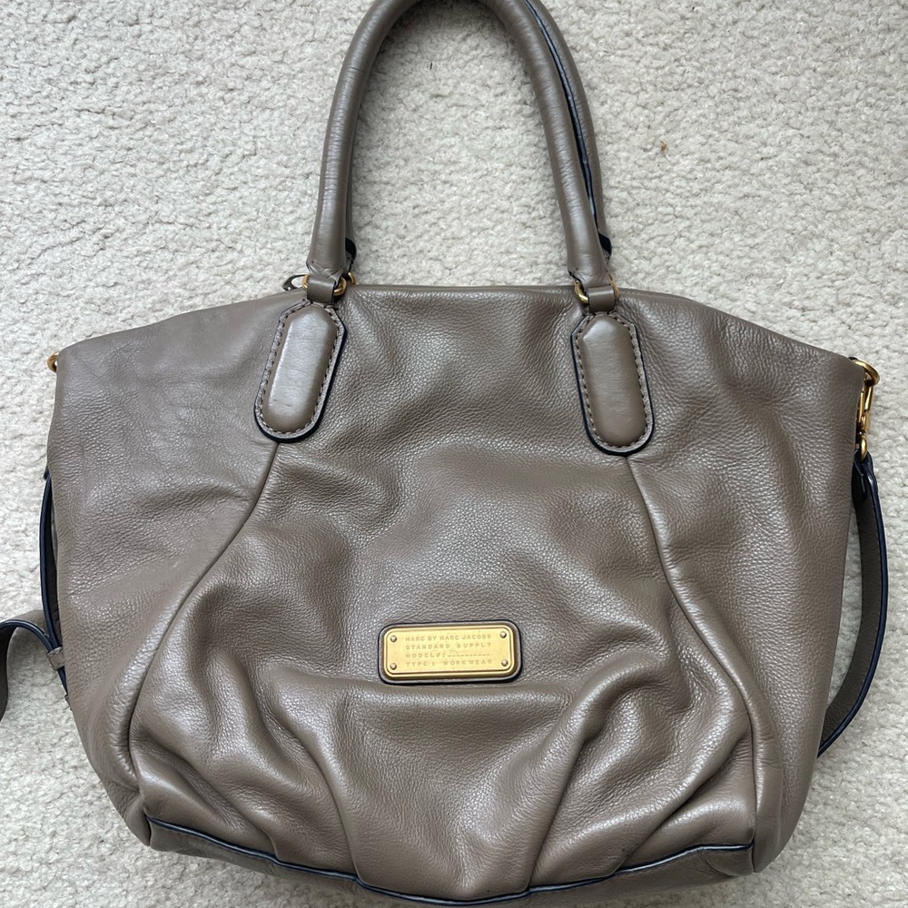Marc by Marc Jacobs Gray Leather Shoulder Bag